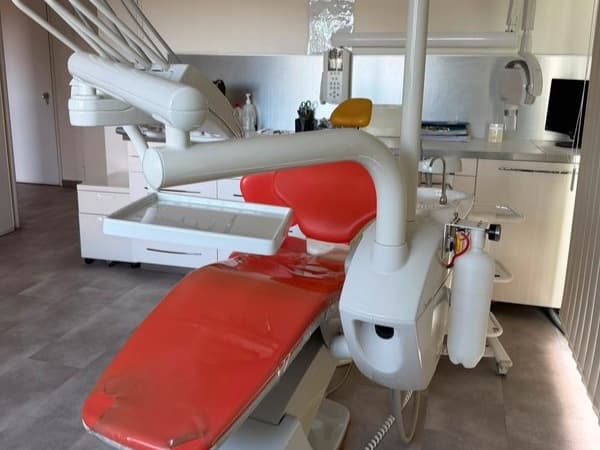 Fauteuil dentaire Swident 2