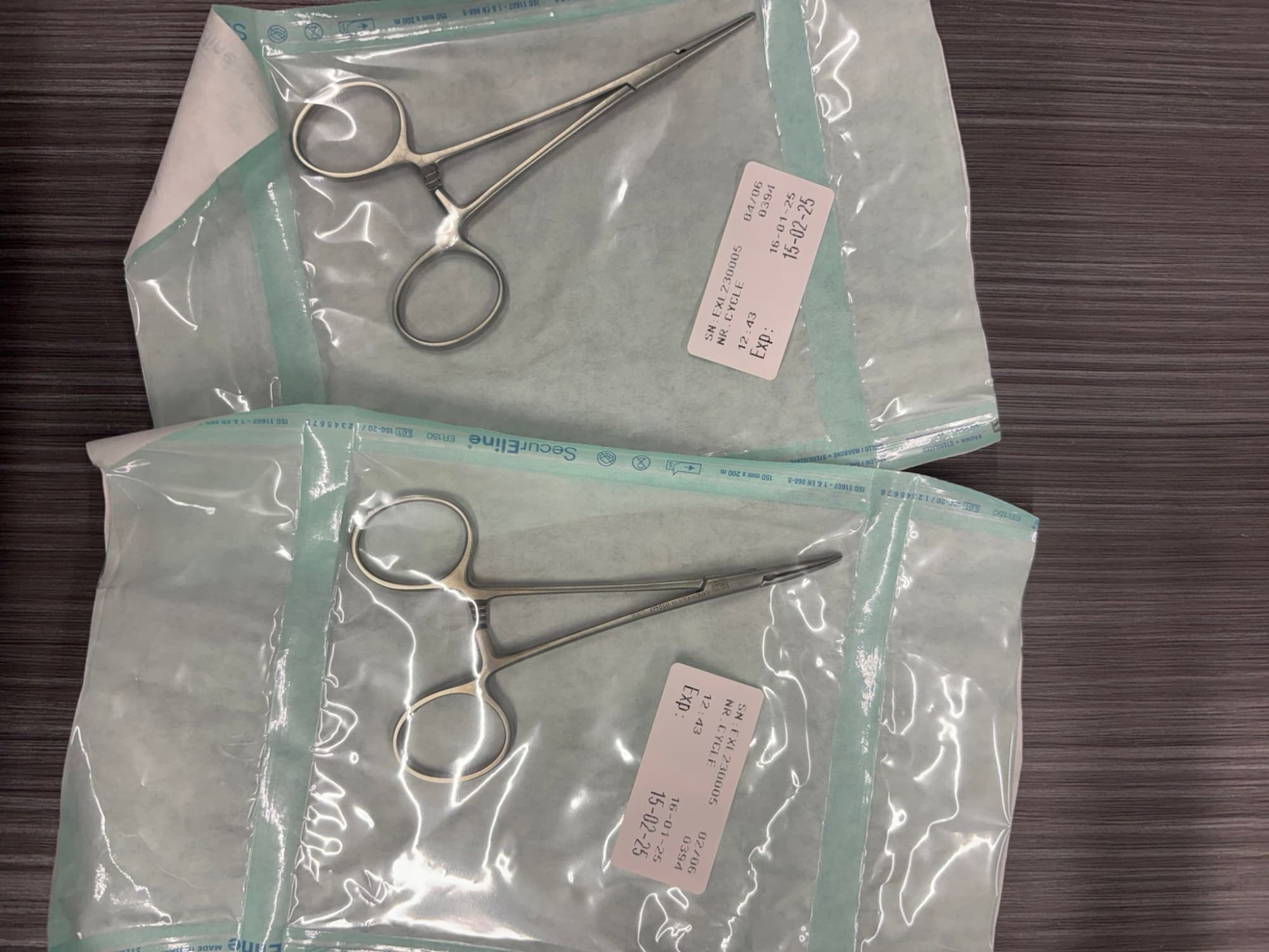 Lot Dermatologie / petite chirurgie 8