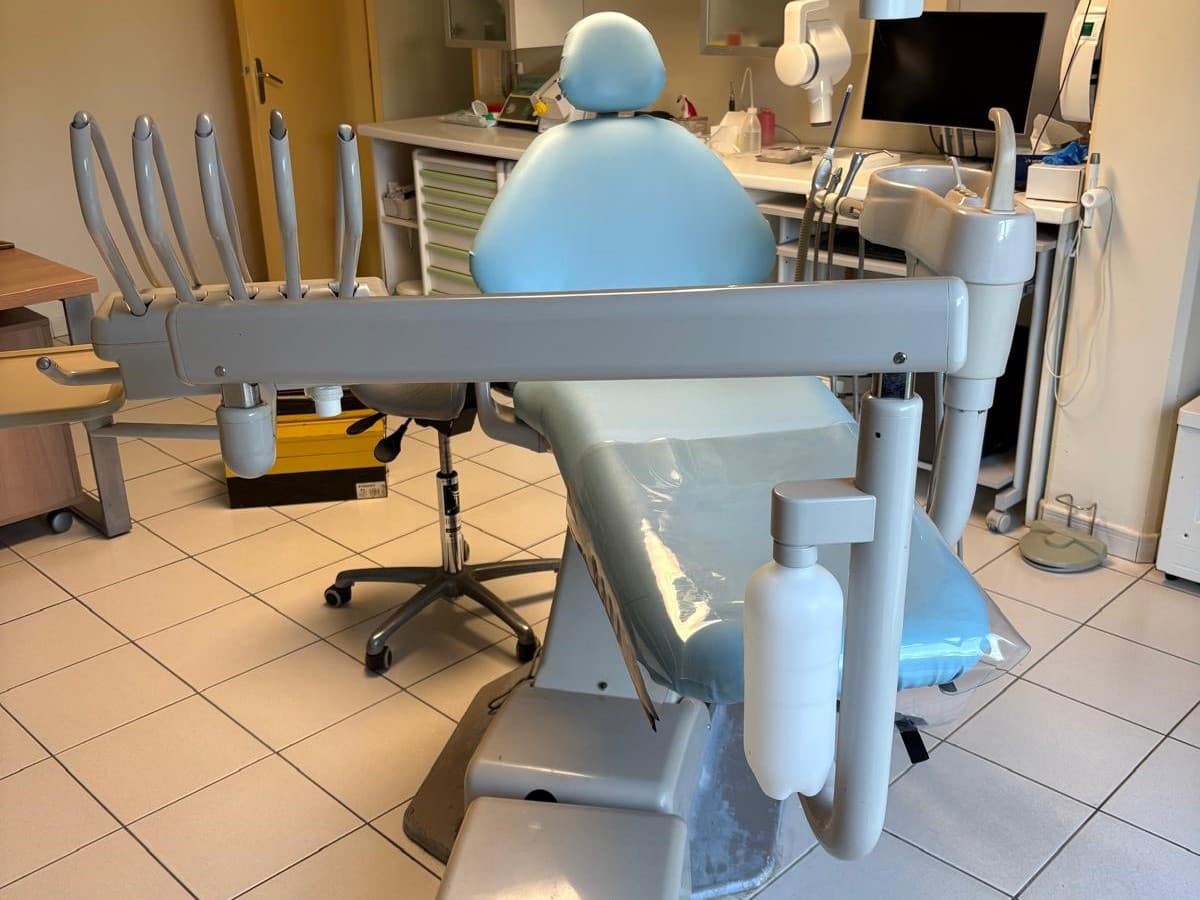 Fauteuil dentiste 1