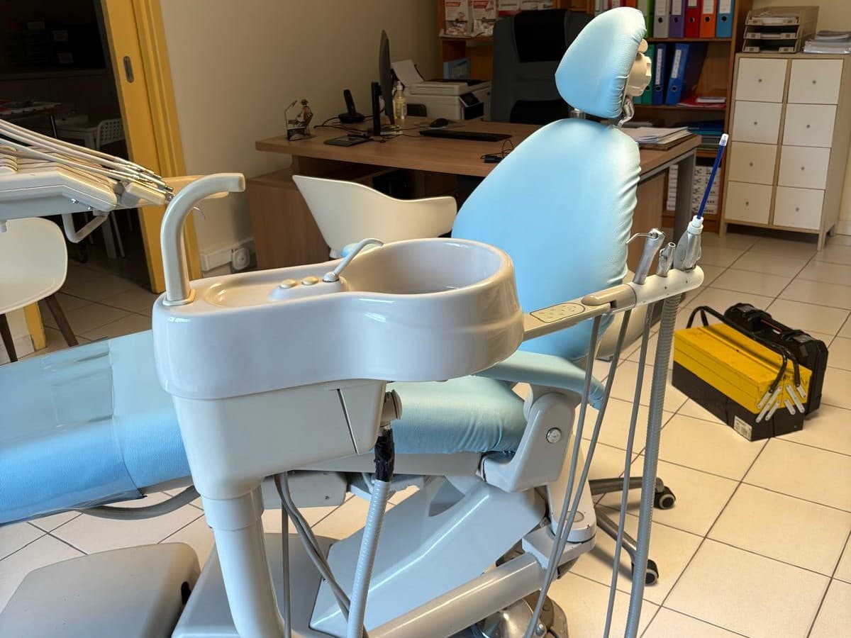 Fauteuil dentiste 2