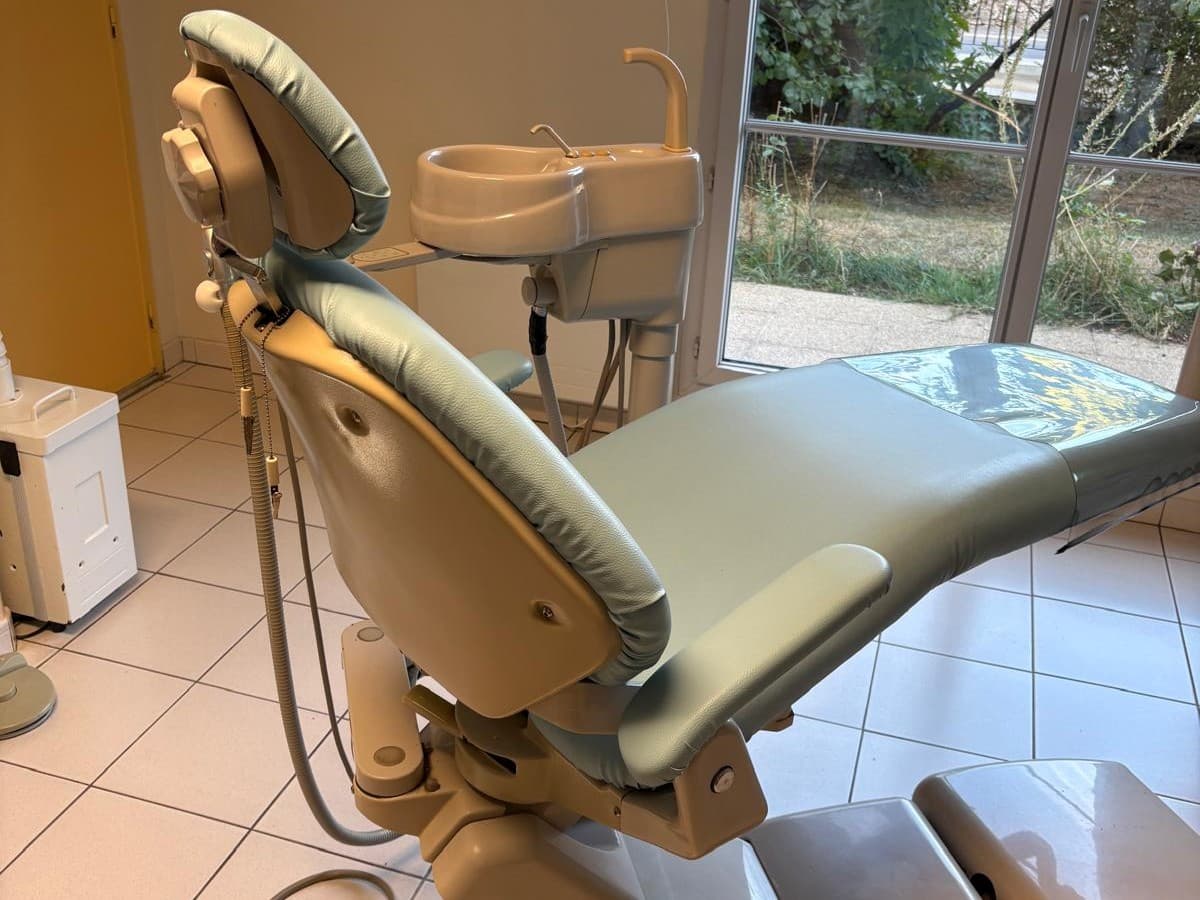Fauteuil dentiste 3